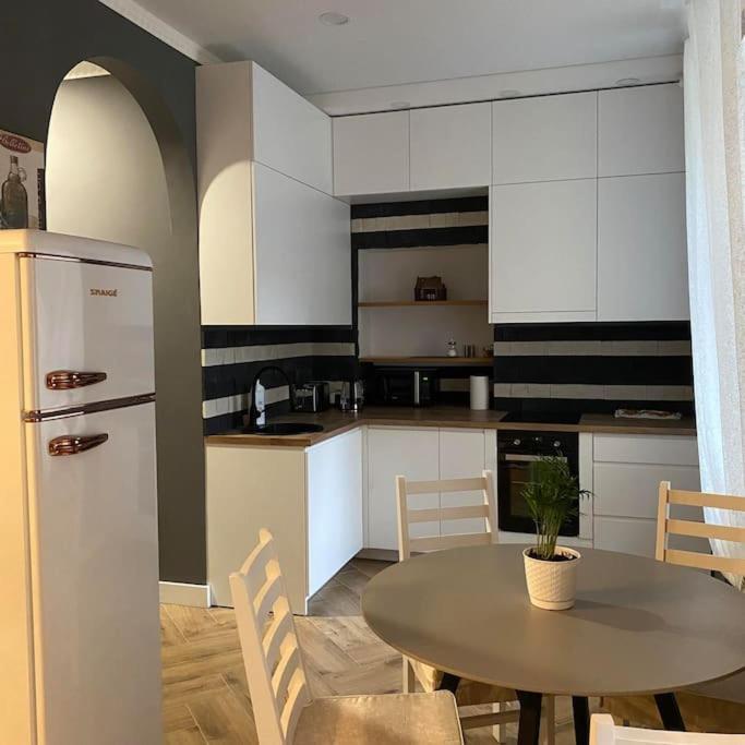 ヴィリニュスAngelu Willos Apartamentaiアパートメント エクステリア 写真